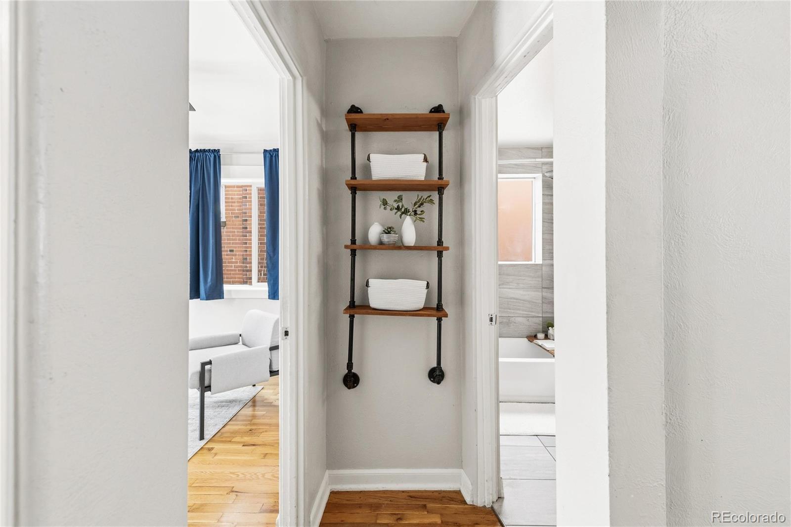 MLS Image #19 for 438 n downing street,denver, Colorado