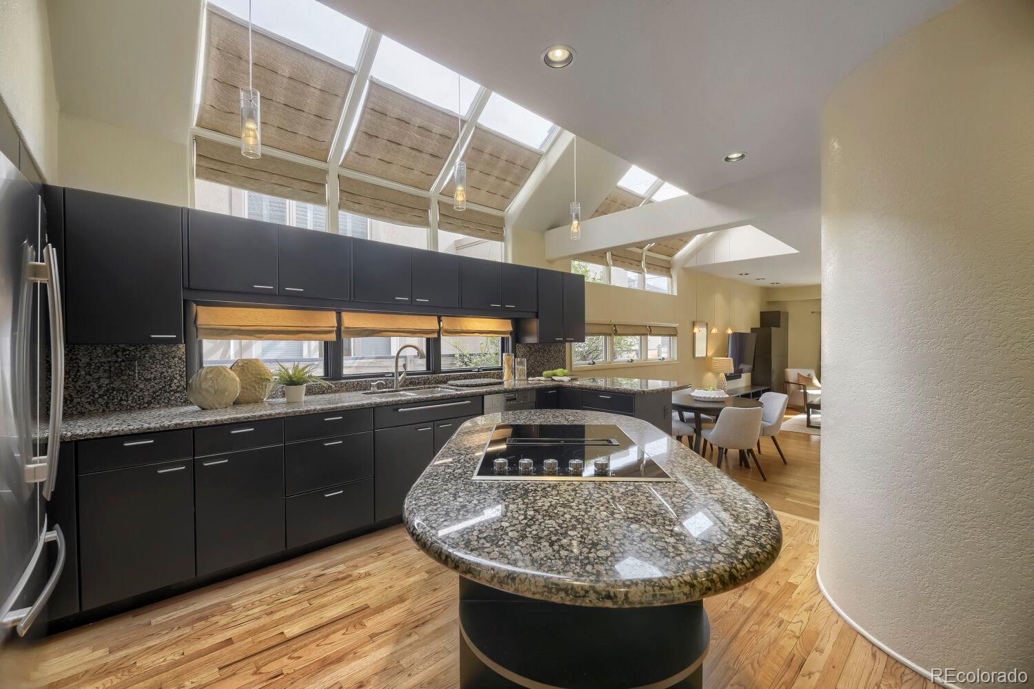 MLS Image #10 for 502  fillmore street ,denver, Colorado