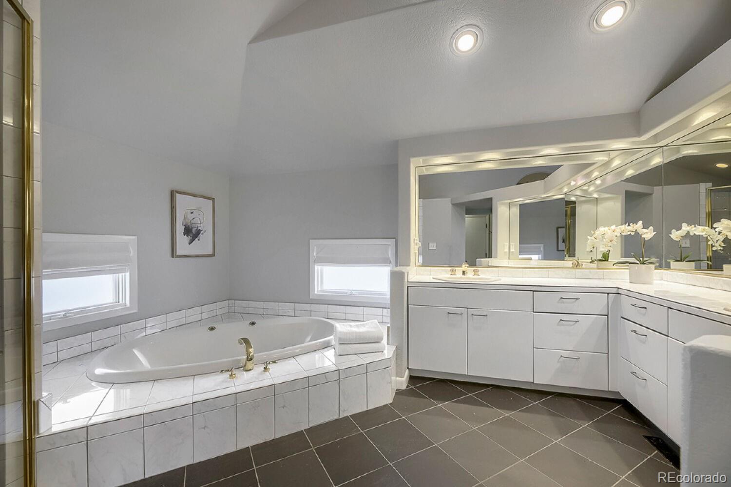 MLS Image #14 for 502  fillmore street ,denver, Colorado