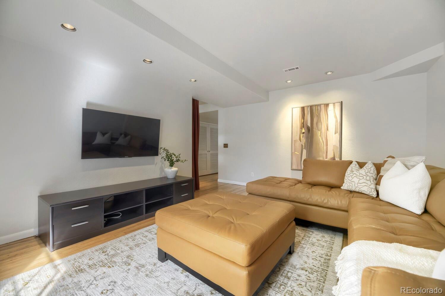 MLS Image #20 for 502  fillmore street ,denver, Colorado