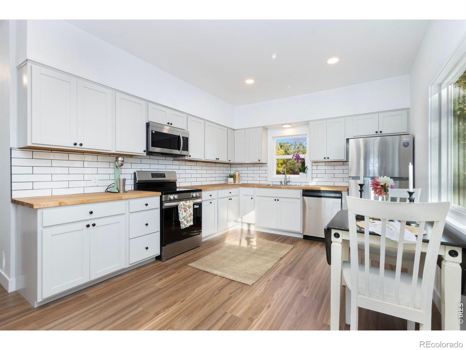 MLS Image #3 for 437  clover lane,fort collins, Colorado
