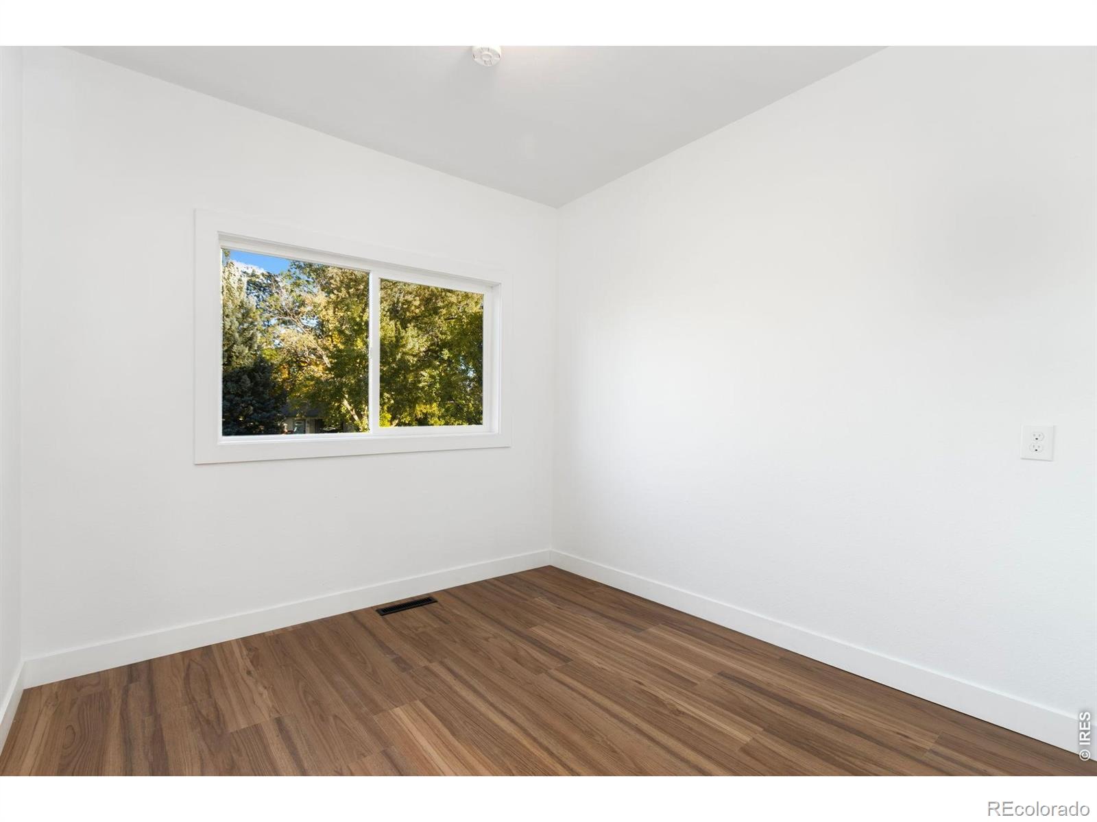 MLS Image #9 for 437  clover lane,fort collins, Colorado