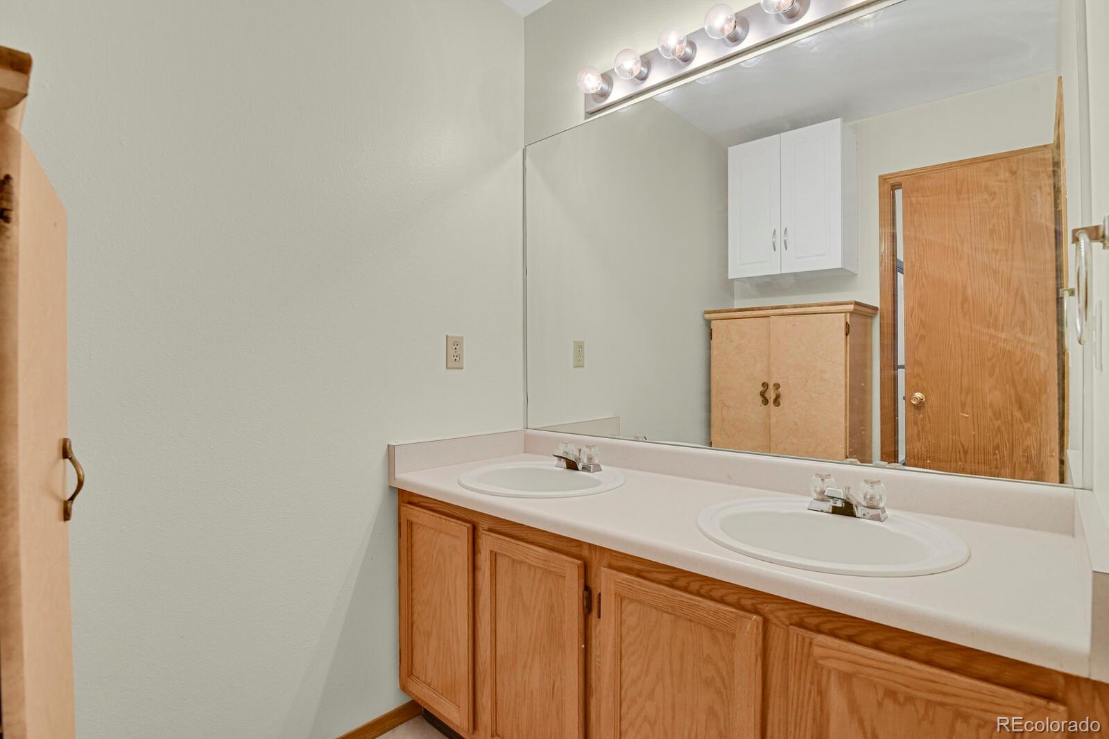 MLS Image #10 for 1890  granby court,aurora, Colorado