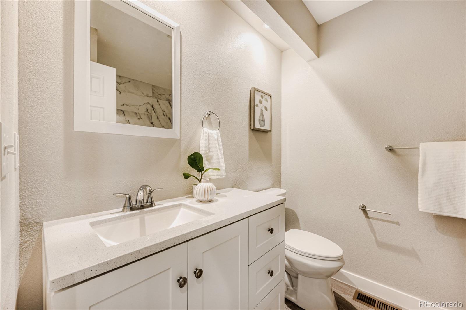 MLS Image #19 for 9400 e iliff avenue 414,denver, Colorado