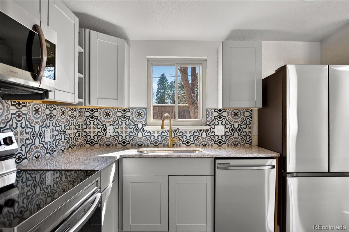 MLS Image #12 for 635 w prospect road,fort collins, Colorado