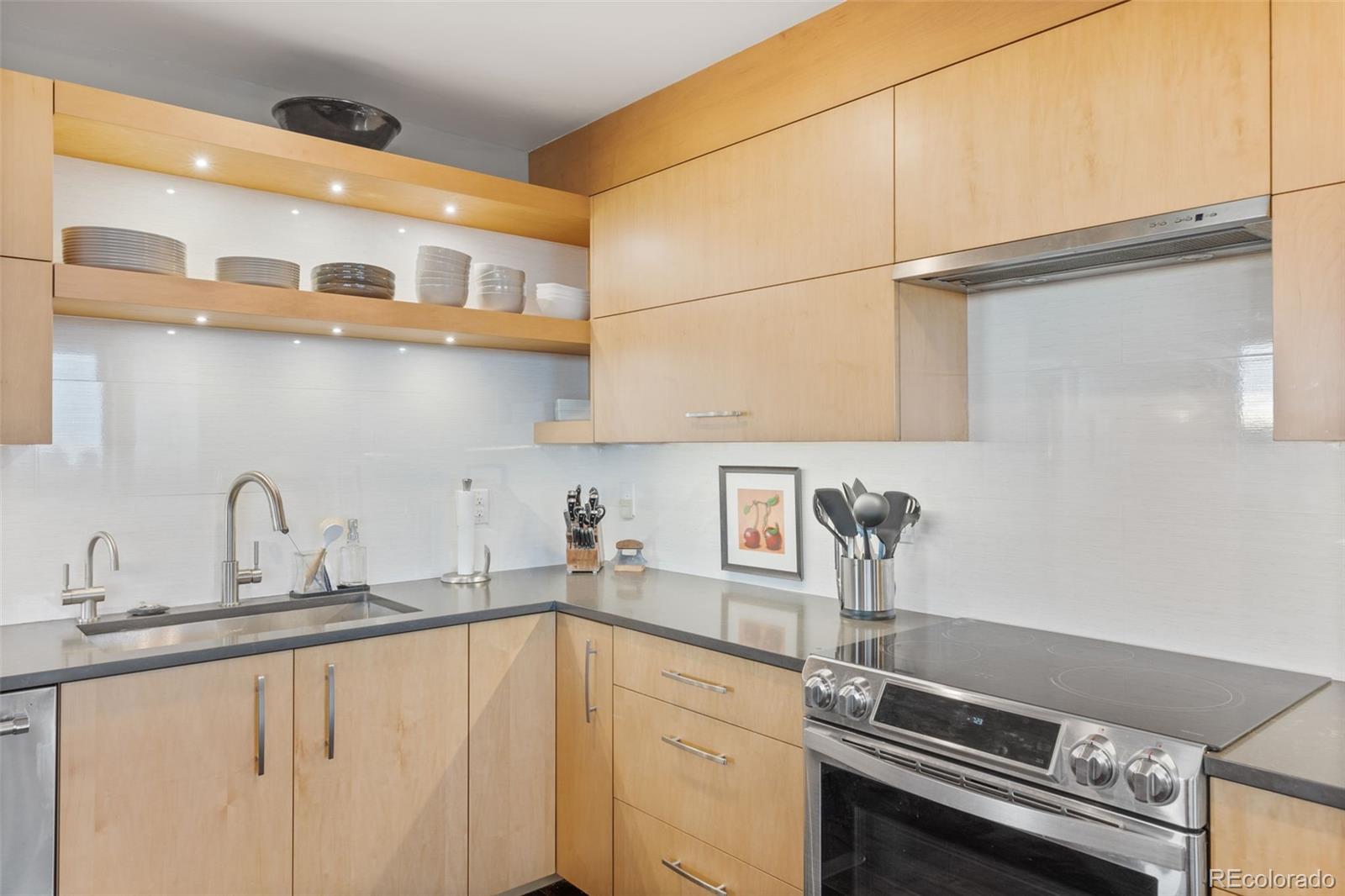 MLS Image #16 for 4570 e yale avenue 1104,denver, Colorado