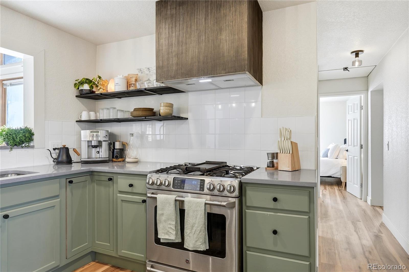 MLS Image #13 for 10477  horizon view drive,morrison, Colorado