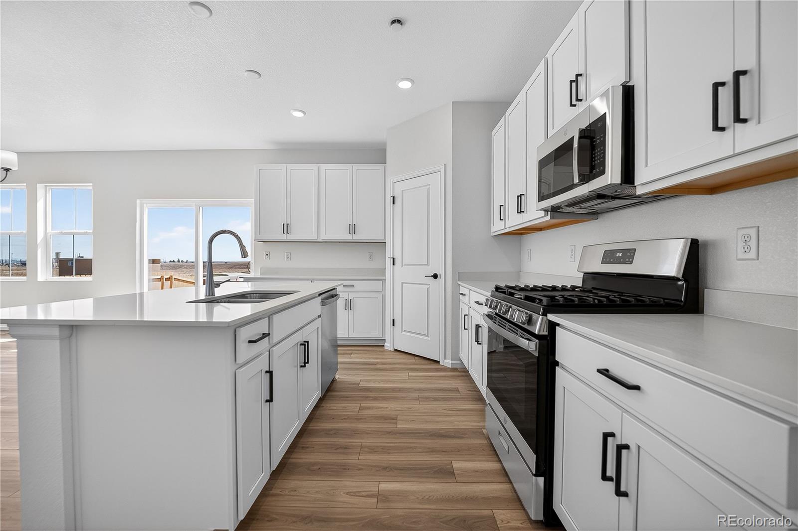 MLS Image #6 for 700  96th avenue place,greeley, Colorado