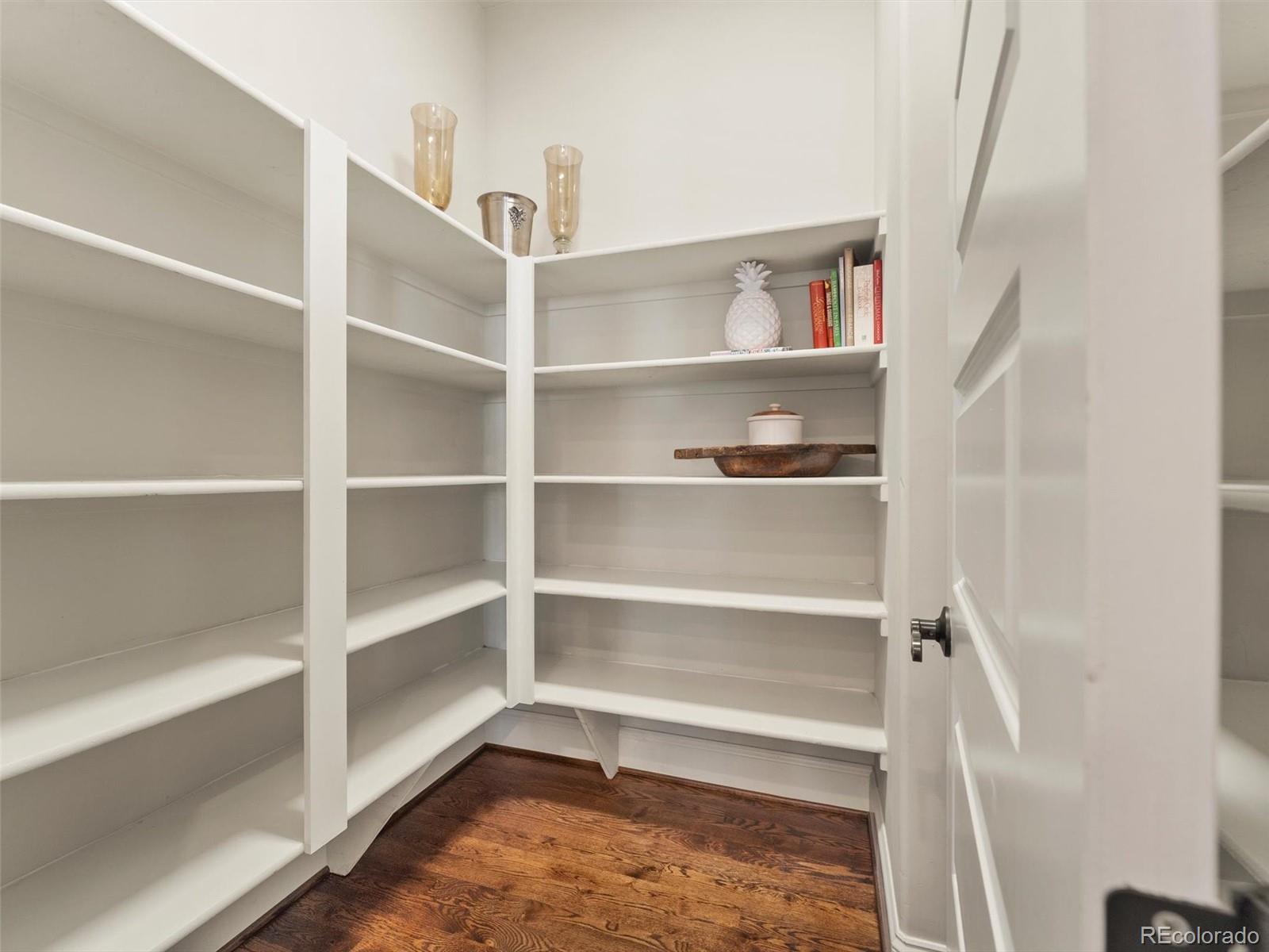 MLS Image #15 for 6092  chester street,denver, Colorado