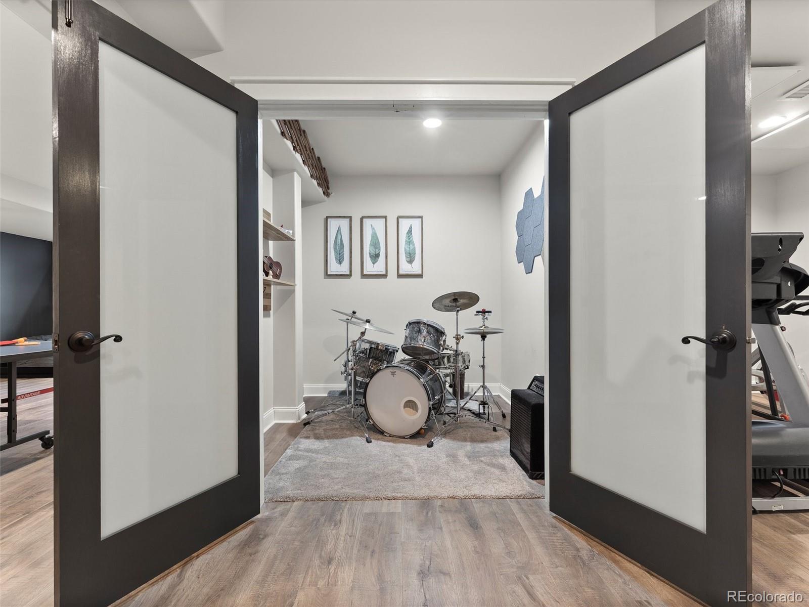 MLS Image #31 for 6092  chester street,denver, Colorado