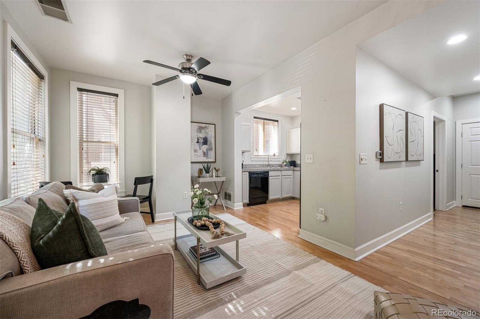 MLS Image #11 for 1630 n clarkson street,denver, Colorado