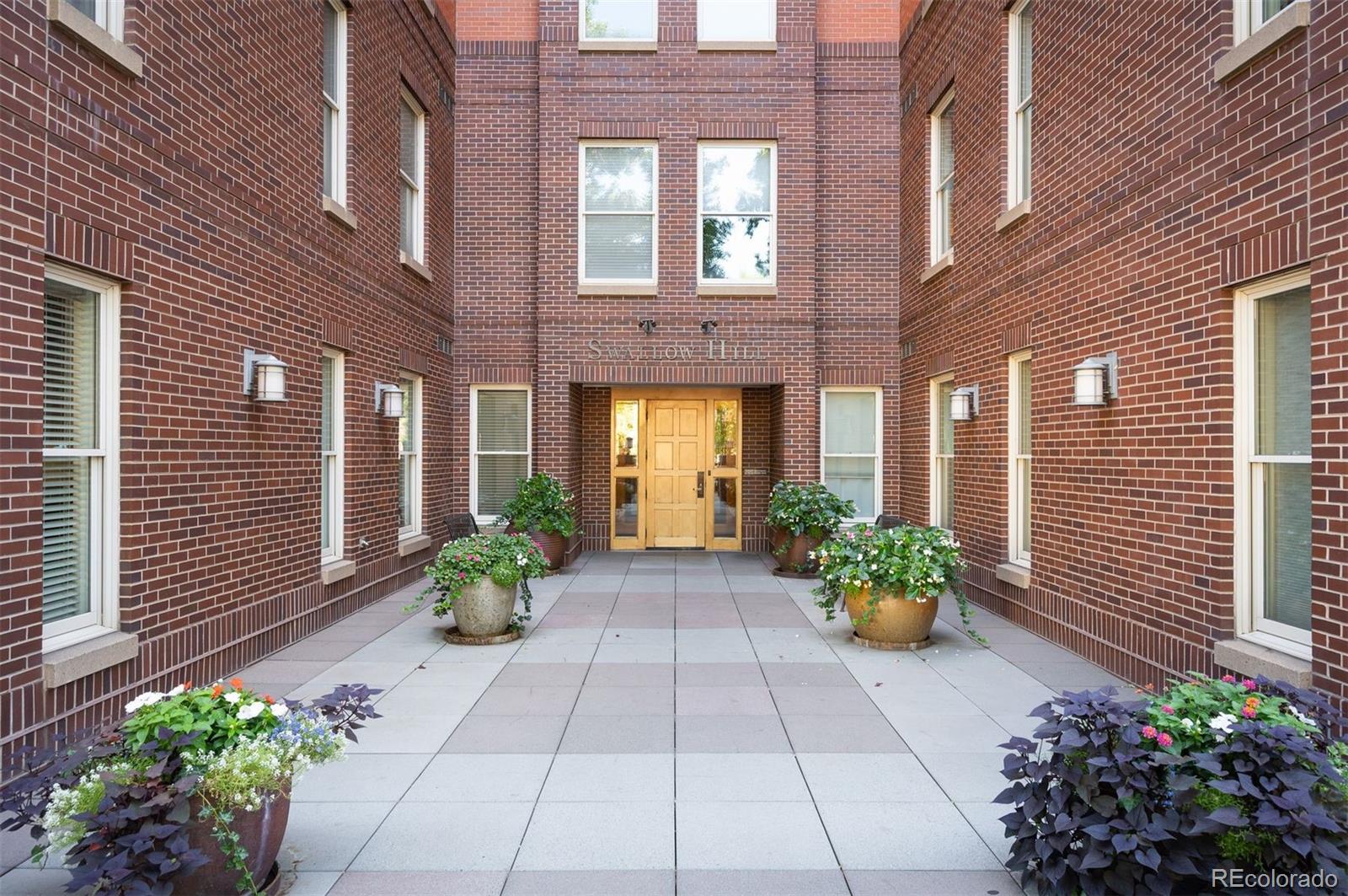 MLS Image #5 for 1630 n clarkson street,denver, Colorado