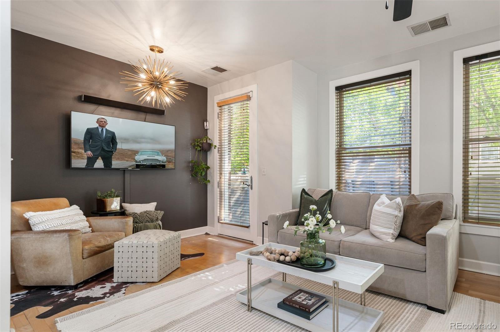 MLS Image #8 for 1630 n clarkson street,denver, Colorado