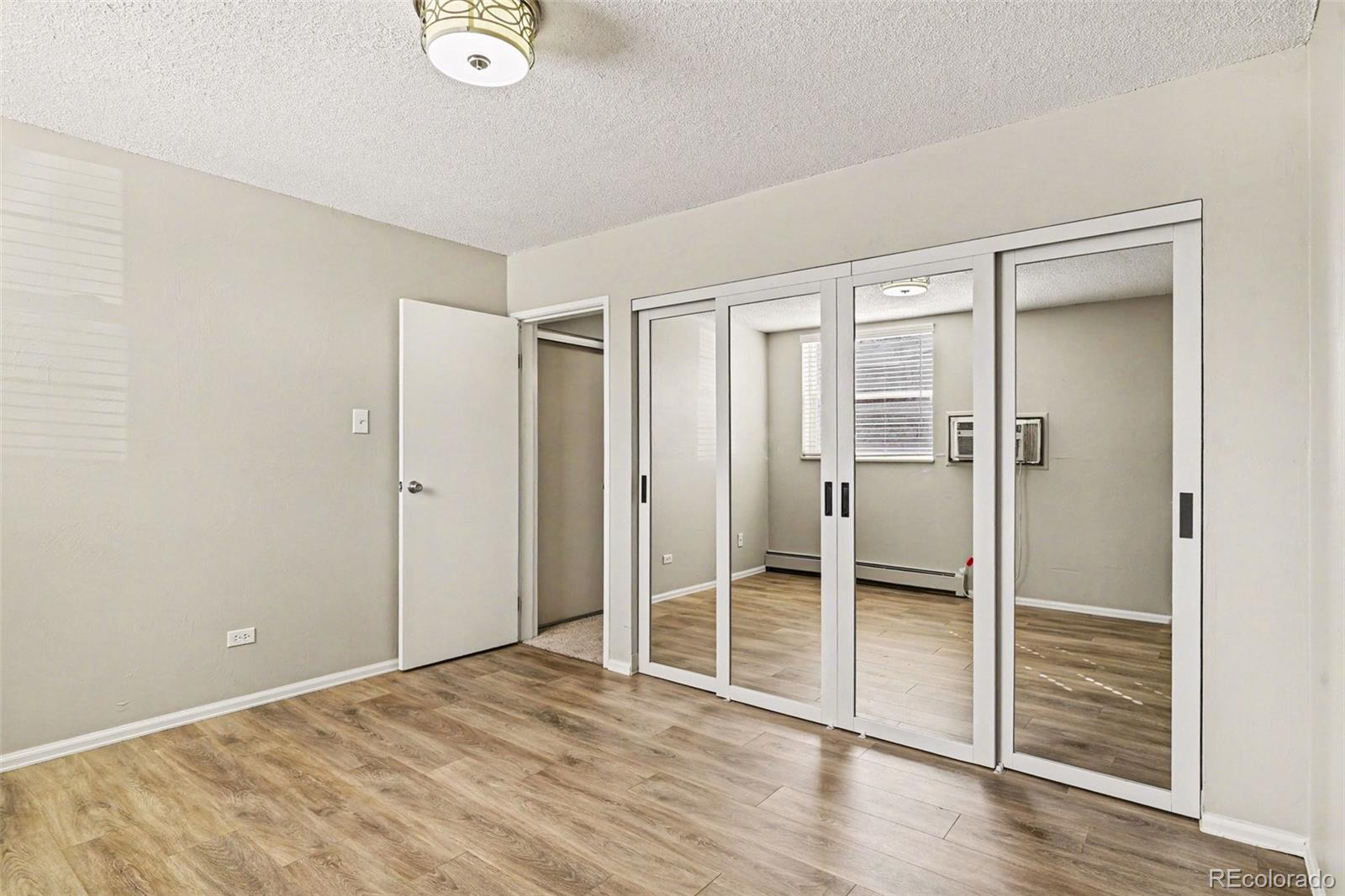 MLS Image #8 for 2120 s vaughn way,aurora, Colorado