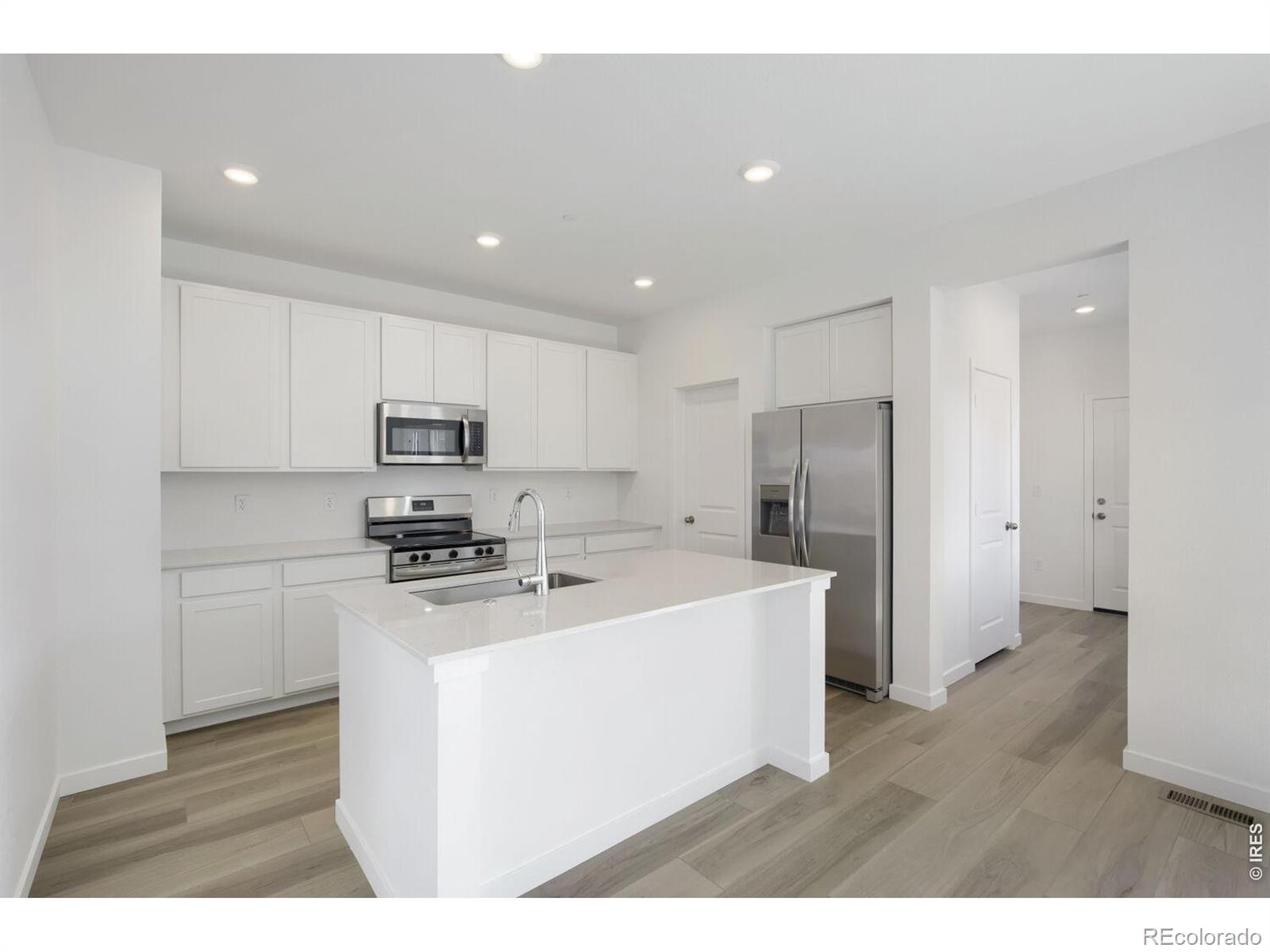 MLS Image #3 for 6404  red willow drive,fort collins, Colorado