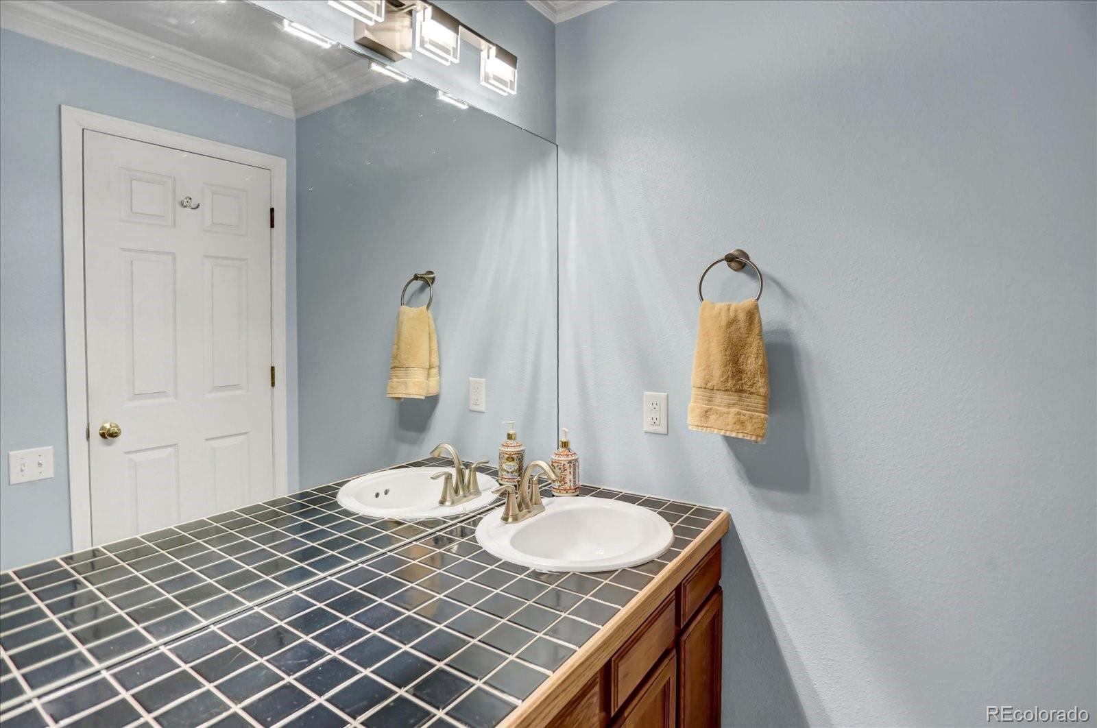 MLS Image #16 for 2894 w long circle,littleton, Colorado