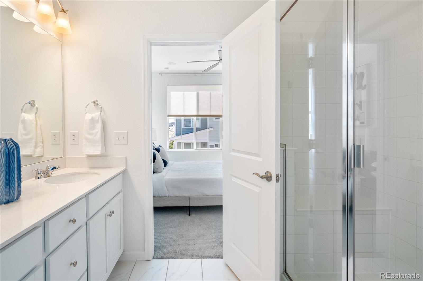 MLS Image #18 for 1828 s poplar court ,denver, Colorado