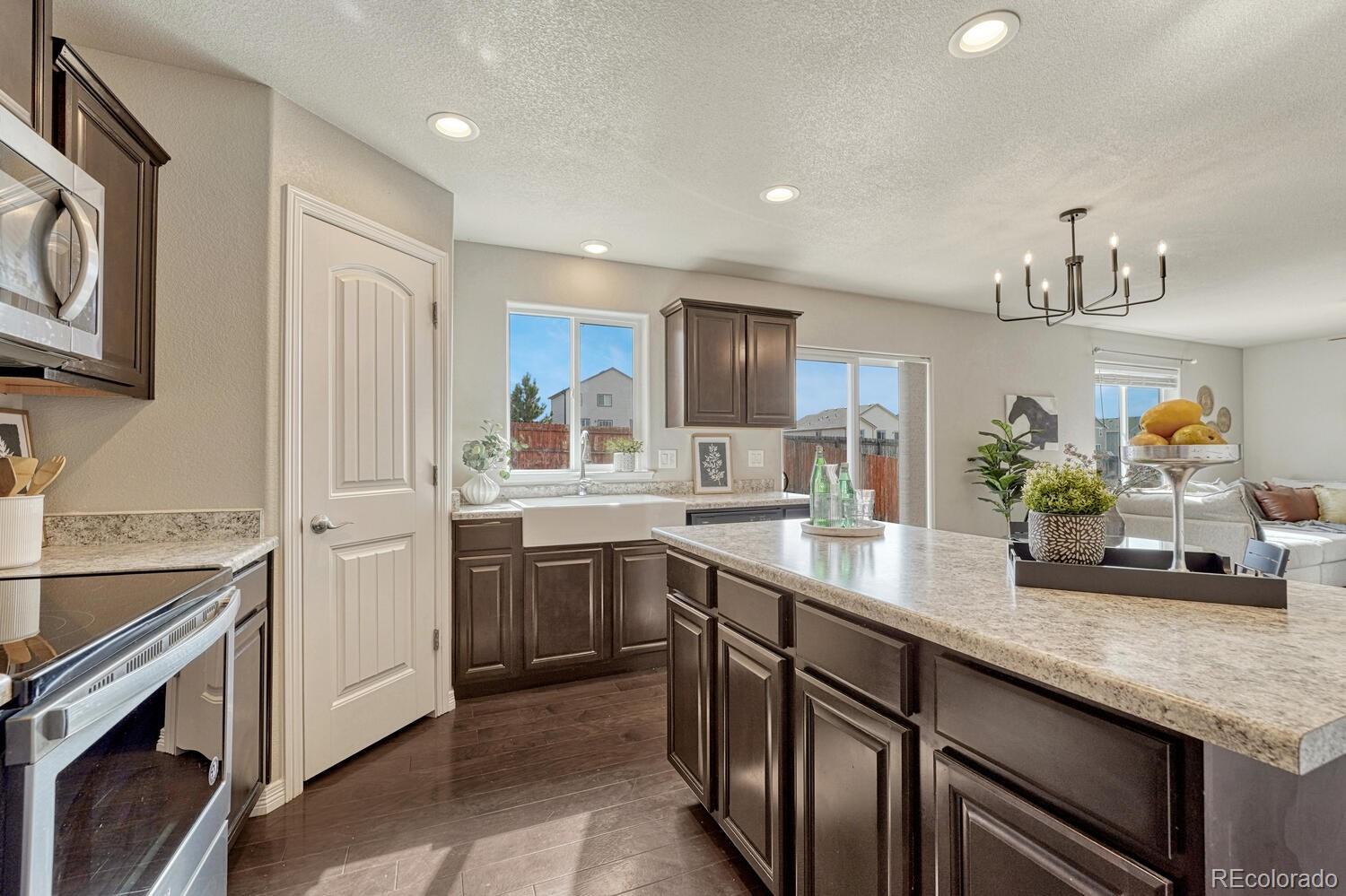 MLS Image #10 for 10871  saco drive,colorado springs, Colorado