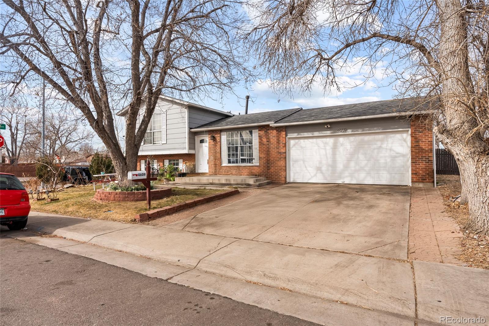 MLS Image #0 for 4609  fontana way,denver, Colorado