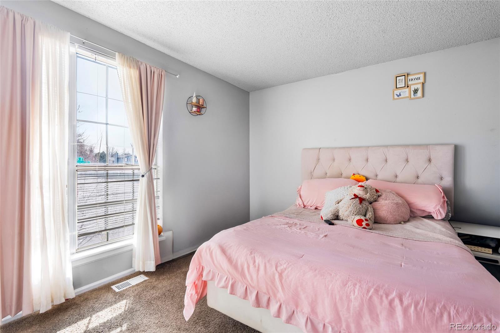 MLS Image #10 for 4609  fontana way,denver, Colorado