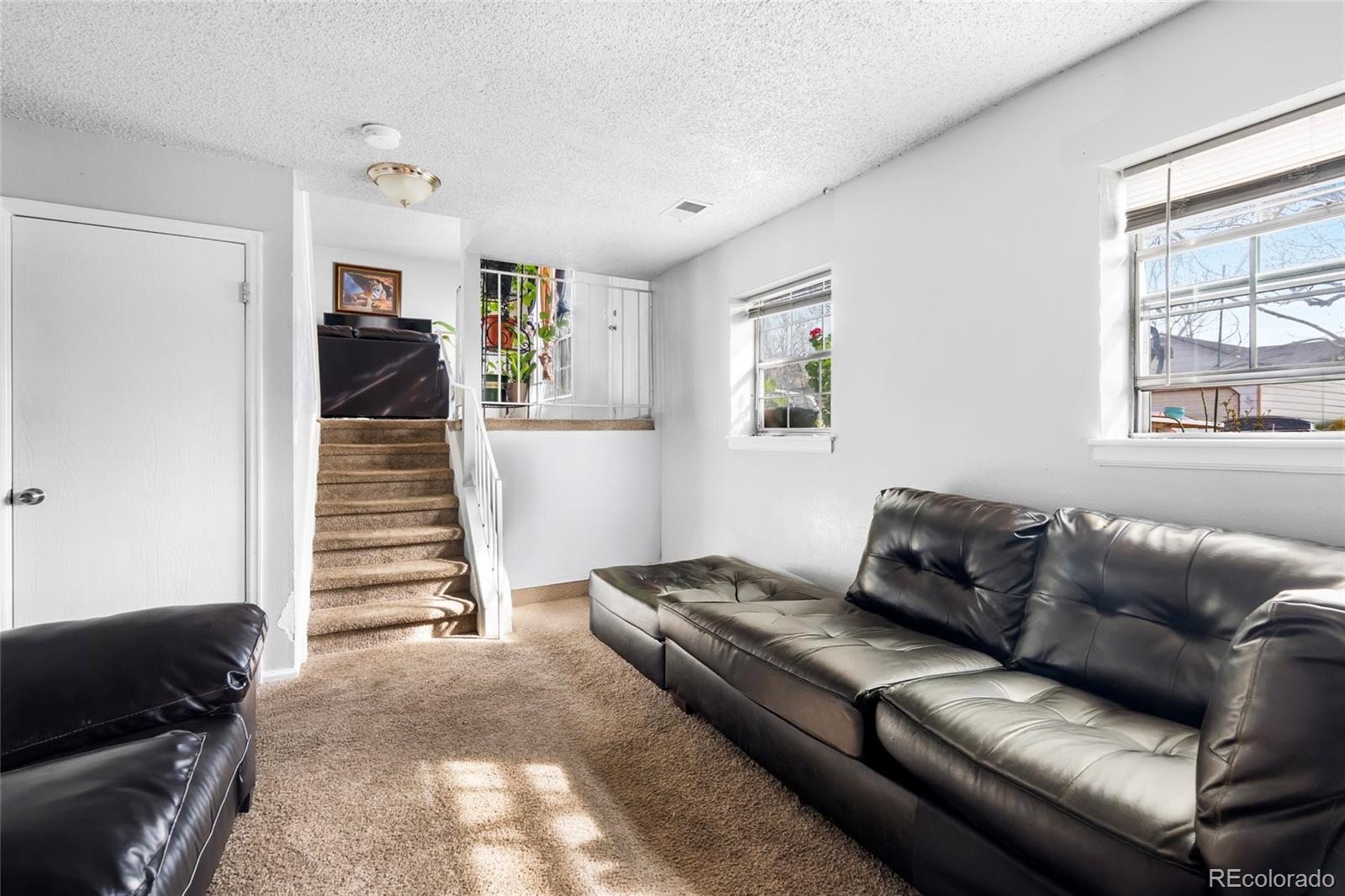MLS Image #12 for 4609  fontana way,denver, Colorado