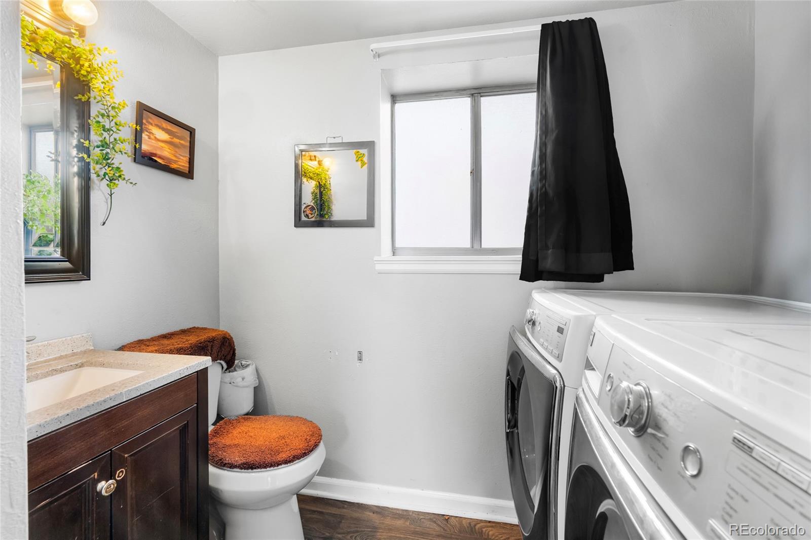 MLS Image #15 for 4609  fontana way,denver, Colorado
