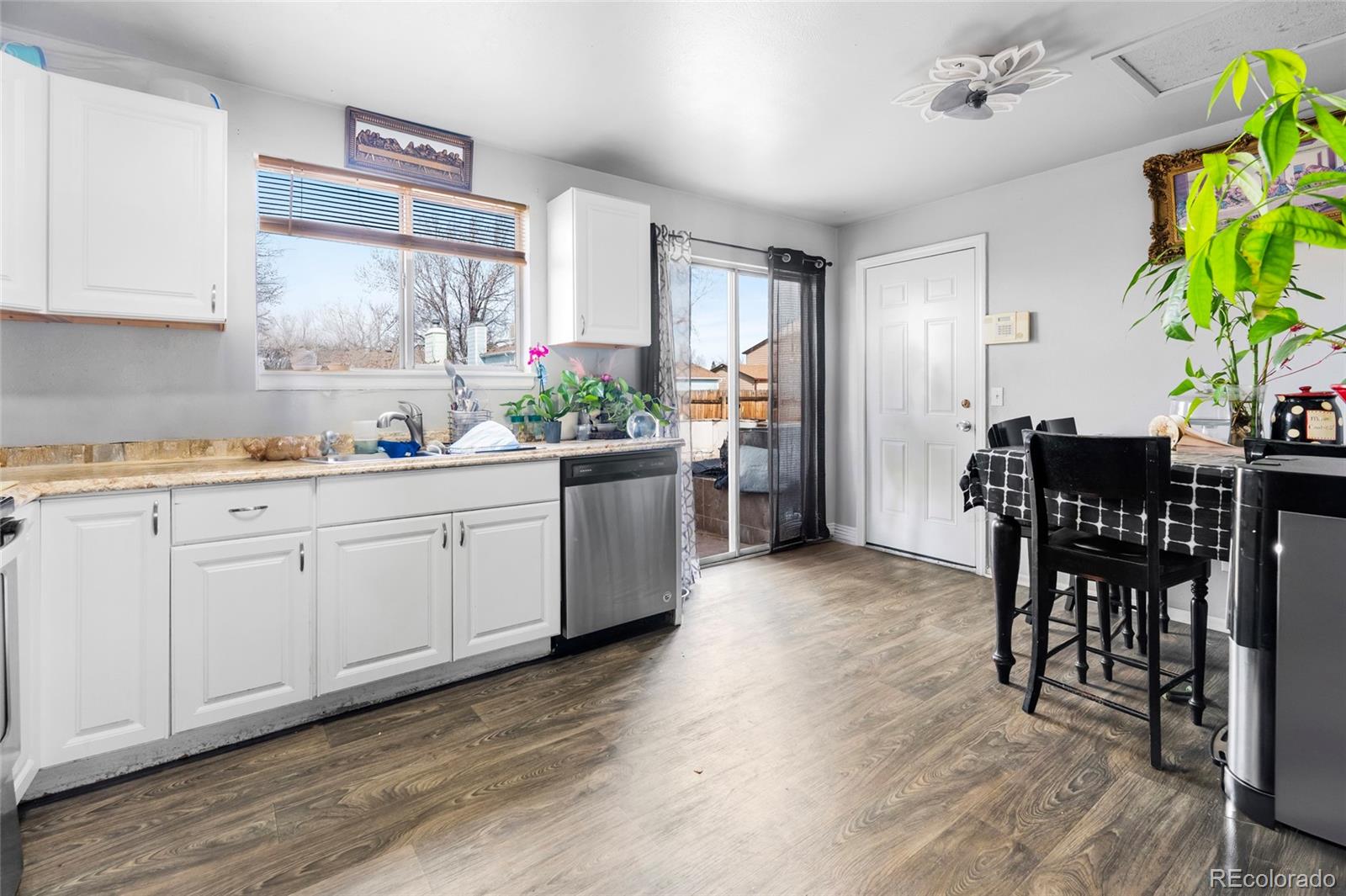 MLS Image #7 for 4609  fontana way,denver, Colorado