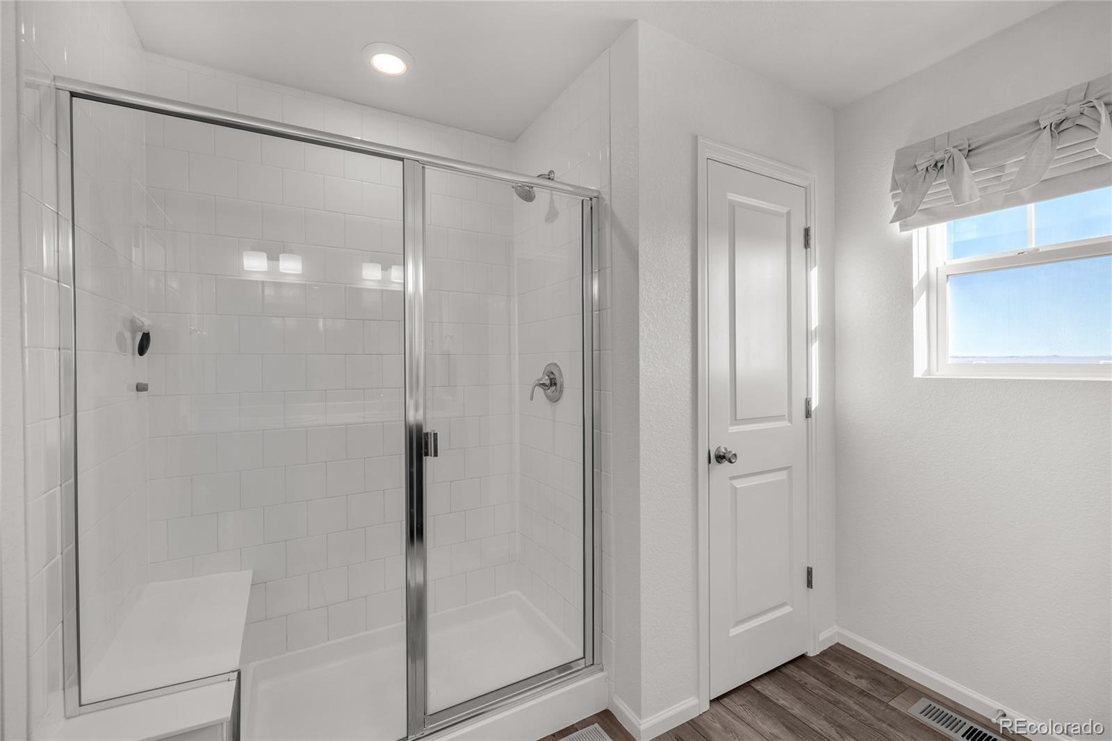 MLS Image #25 for 28436 e 6th place,watkins, Colorado