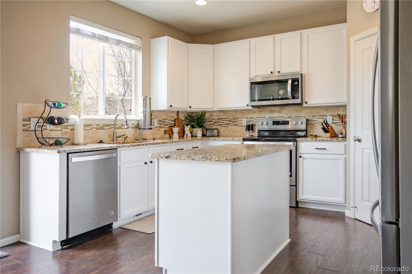 MLS Image #8 for 23429 e briarwood place,aurora, Colorado