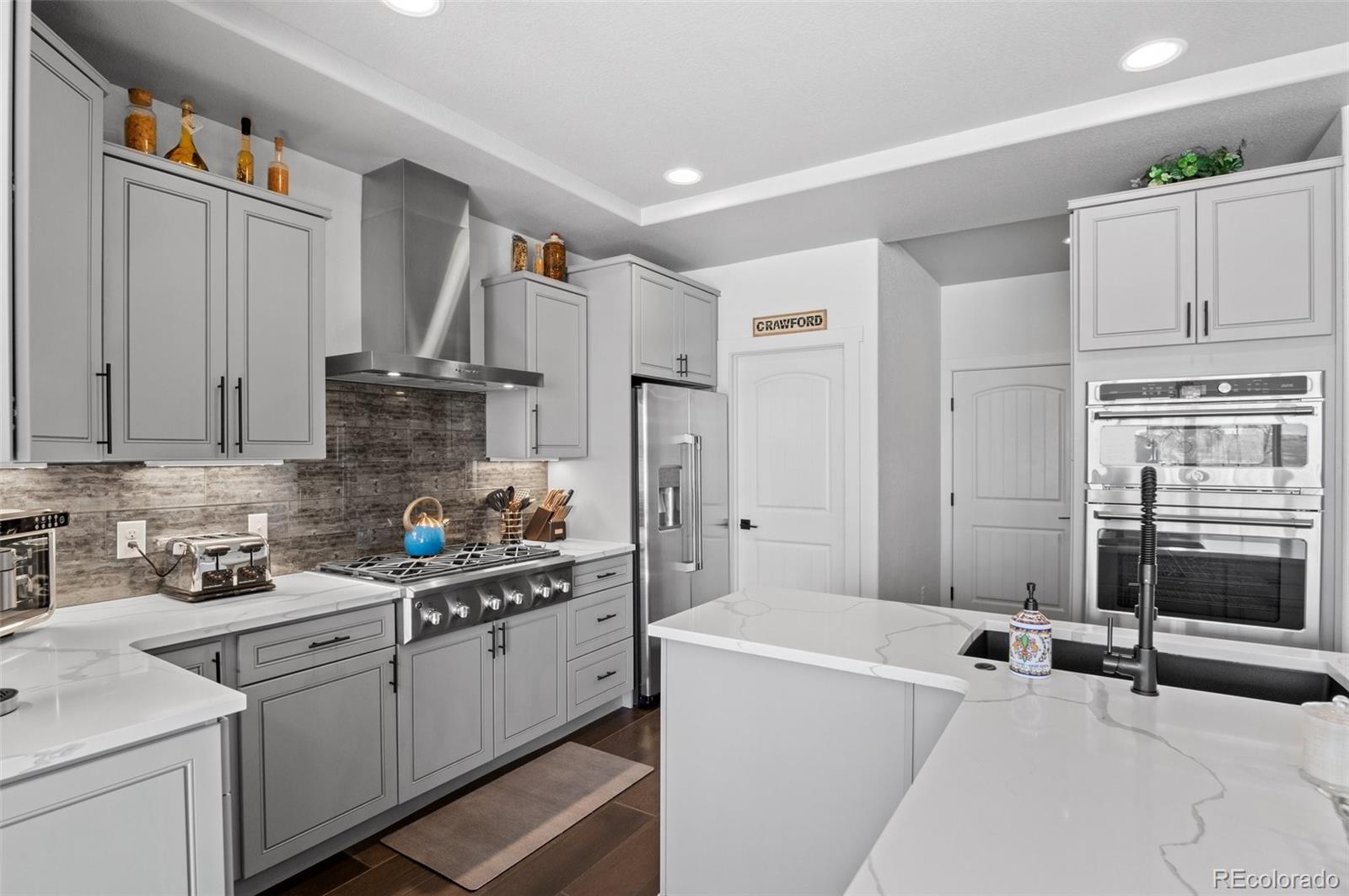 MLS Image #9 for 128  chapel hill circle,brighton, Colorado