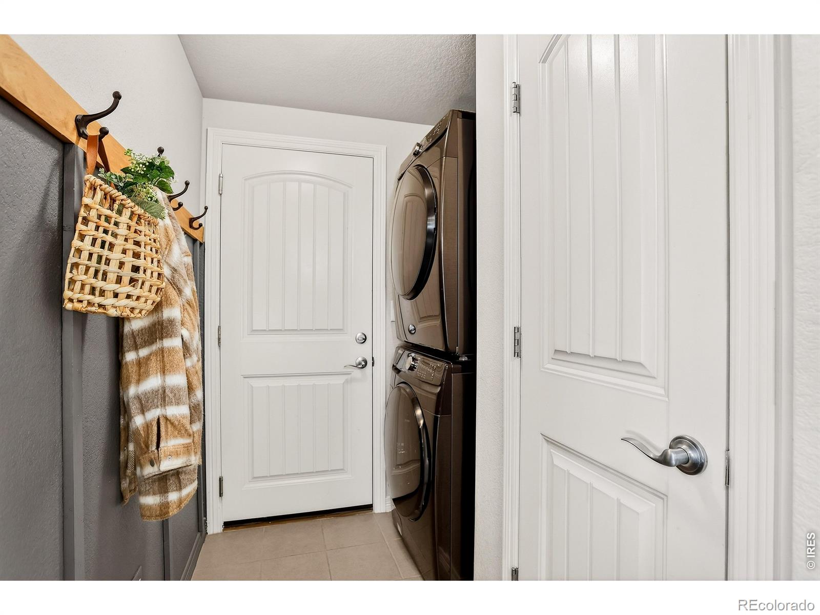 MLS Image #12 for 884  winding brook drive,berthoud, Colorado