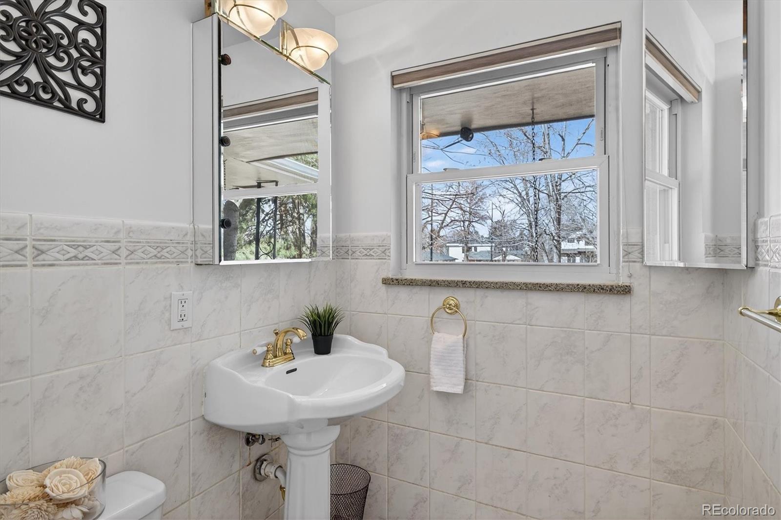 MLS Image #20 for 7134 e 6th avenue parkway,denver, Colorado