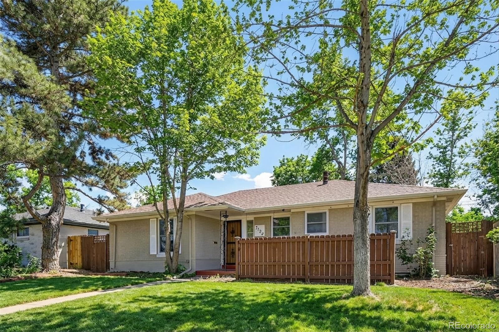 MLS Image #3 for 7134 e 6th avenue parkway,denver, Colorado