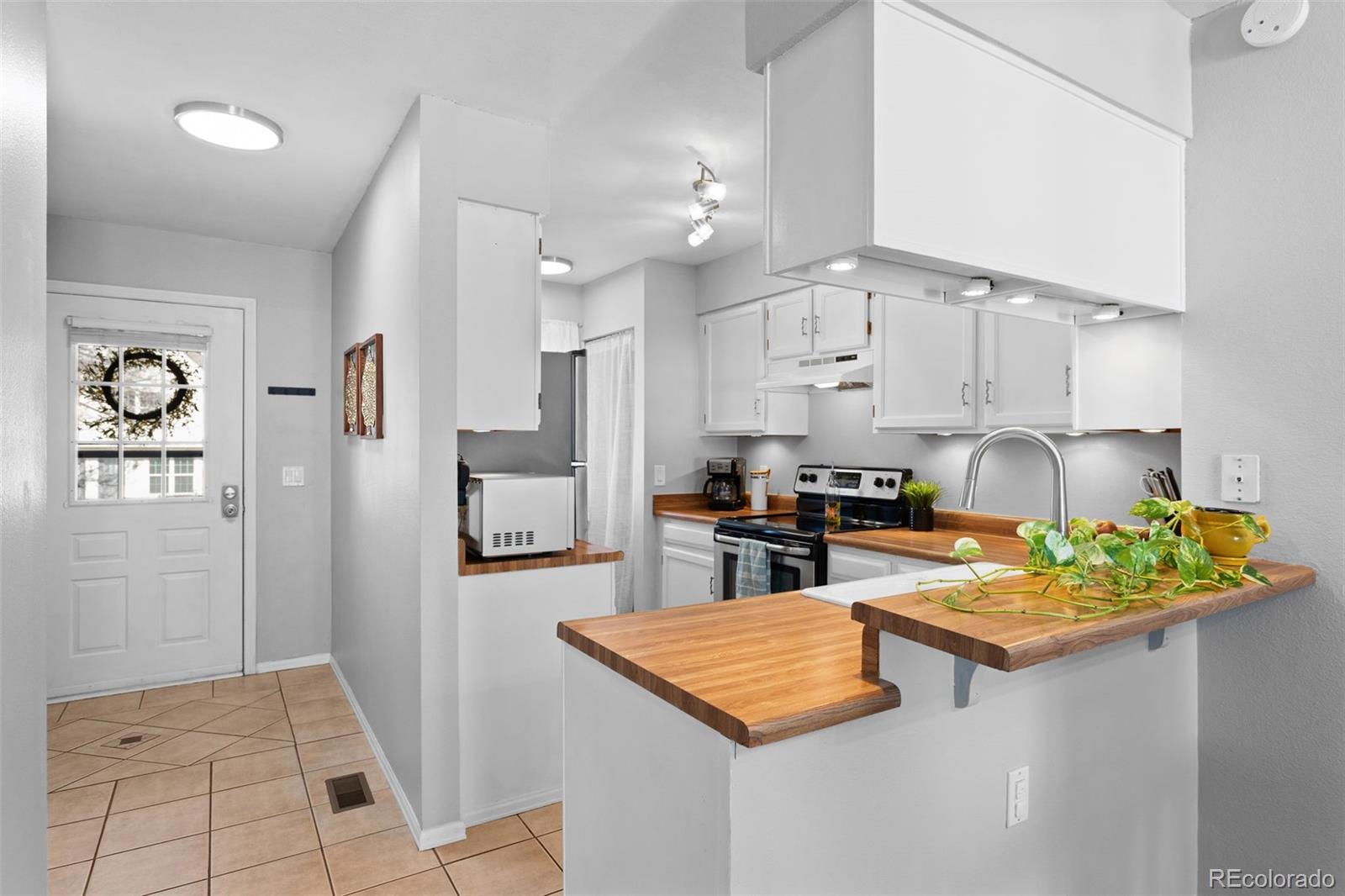 MLS Image #12 for 9630 w cornell place,lakewood, Colorado
