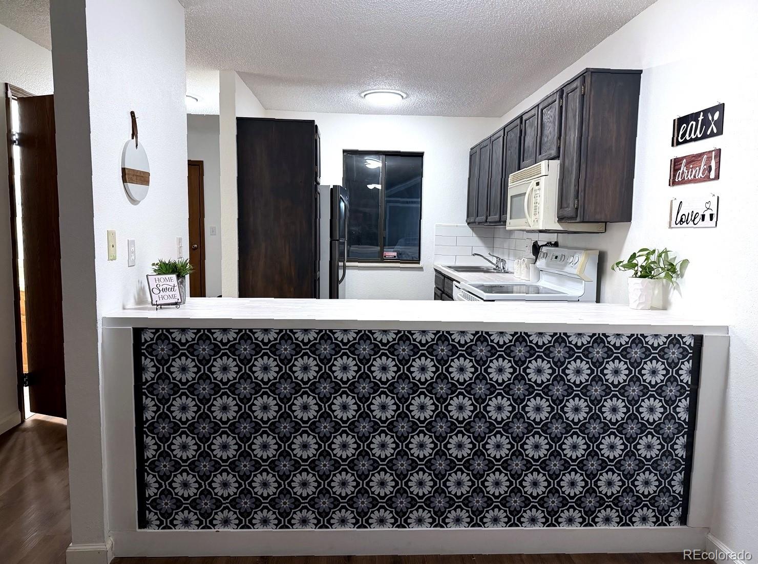 MLS Image #4 for 7474 e arkansas avenue 21-04,denver, Colorado