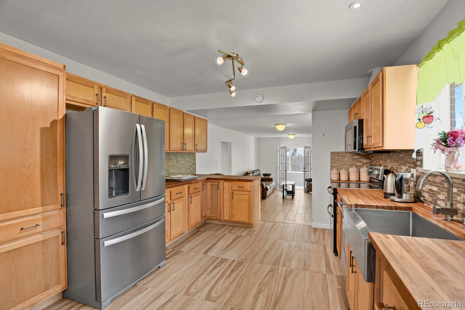 MLS Image #11 for 363  toledo street,aurora, Colorado