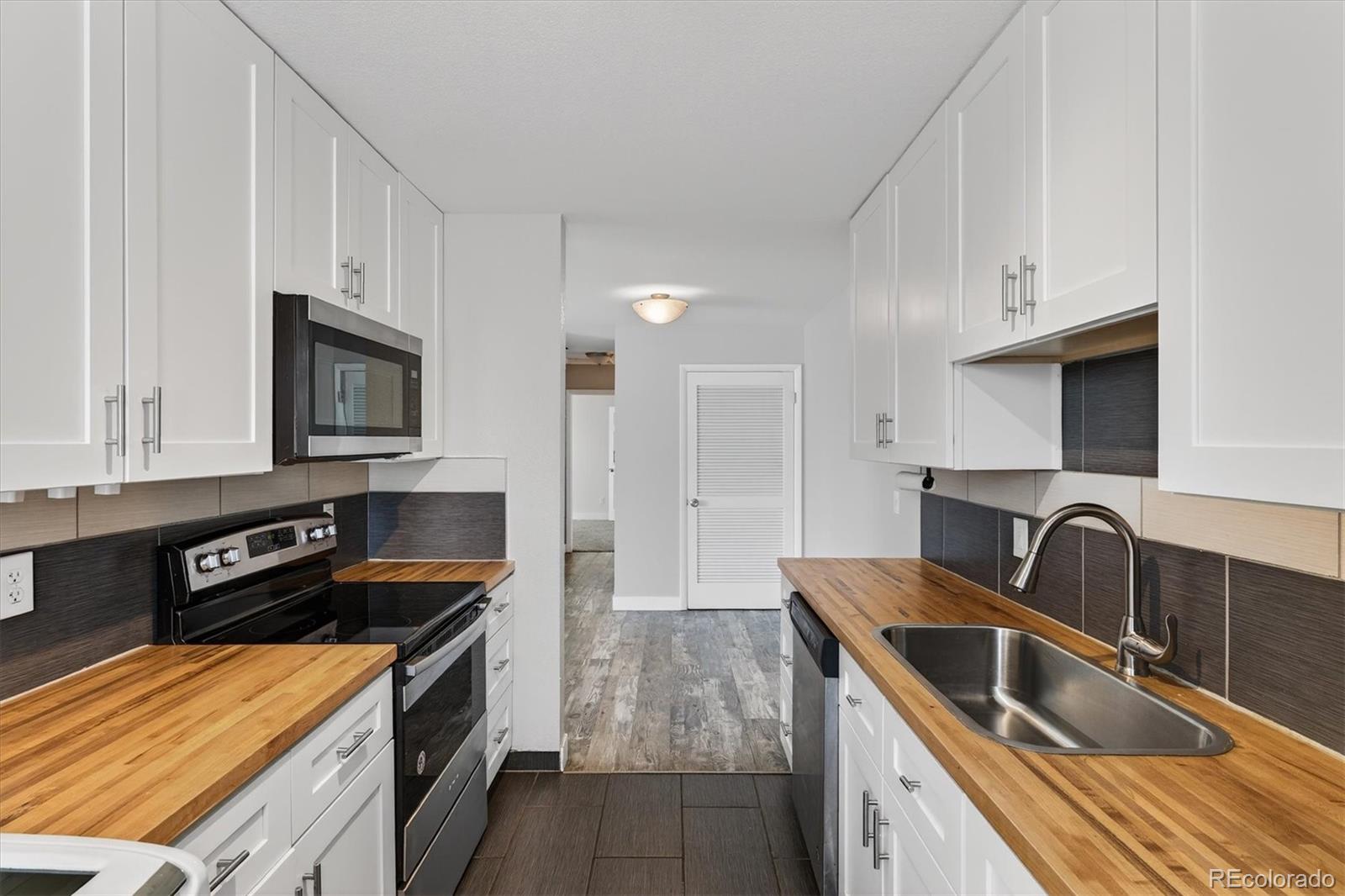 MLS Image #15 for 7994  chase circle 20,arvada, Colorado