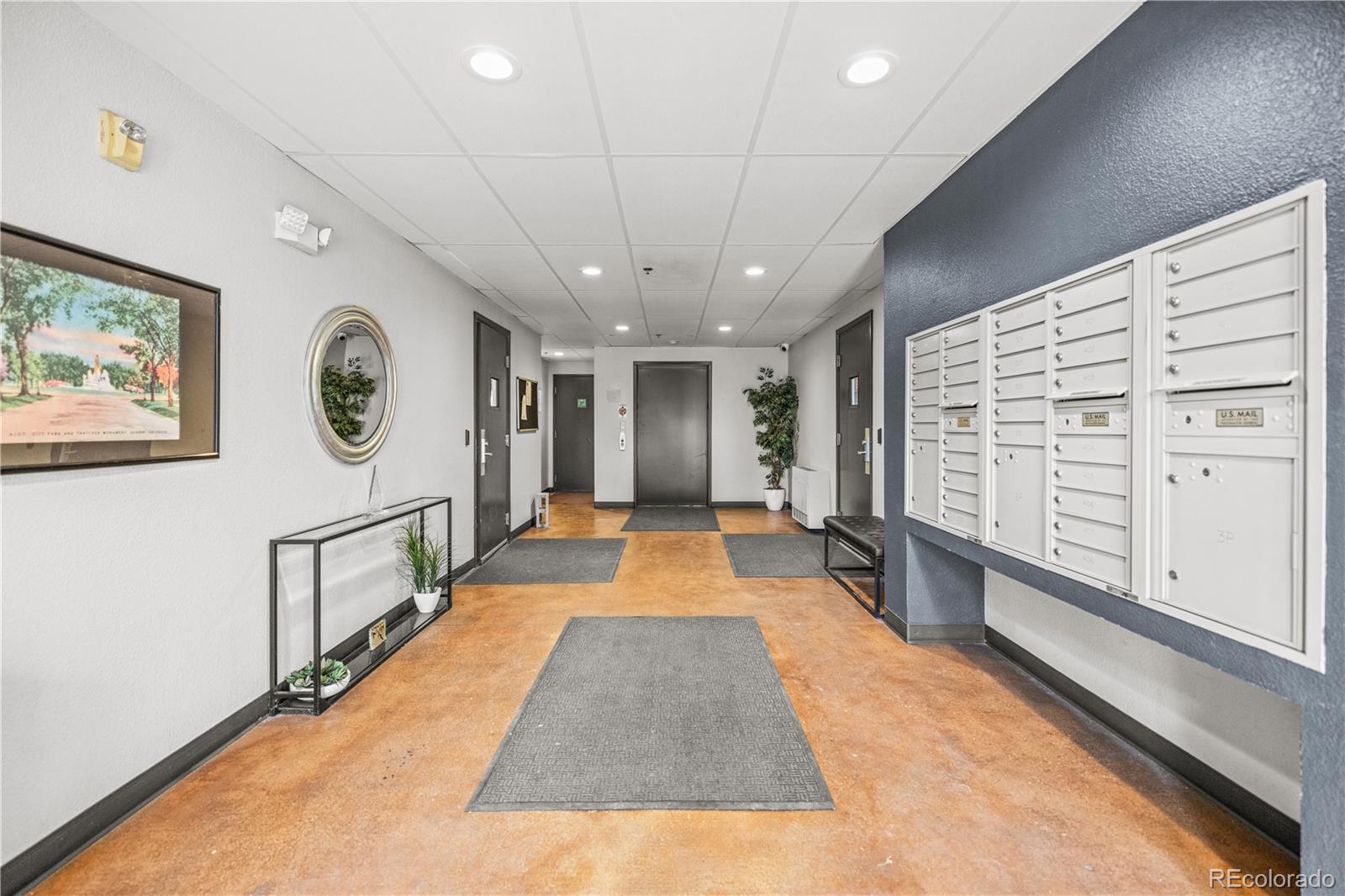 MLS Image #39 for 1623  saint paul street,denver, Colorado