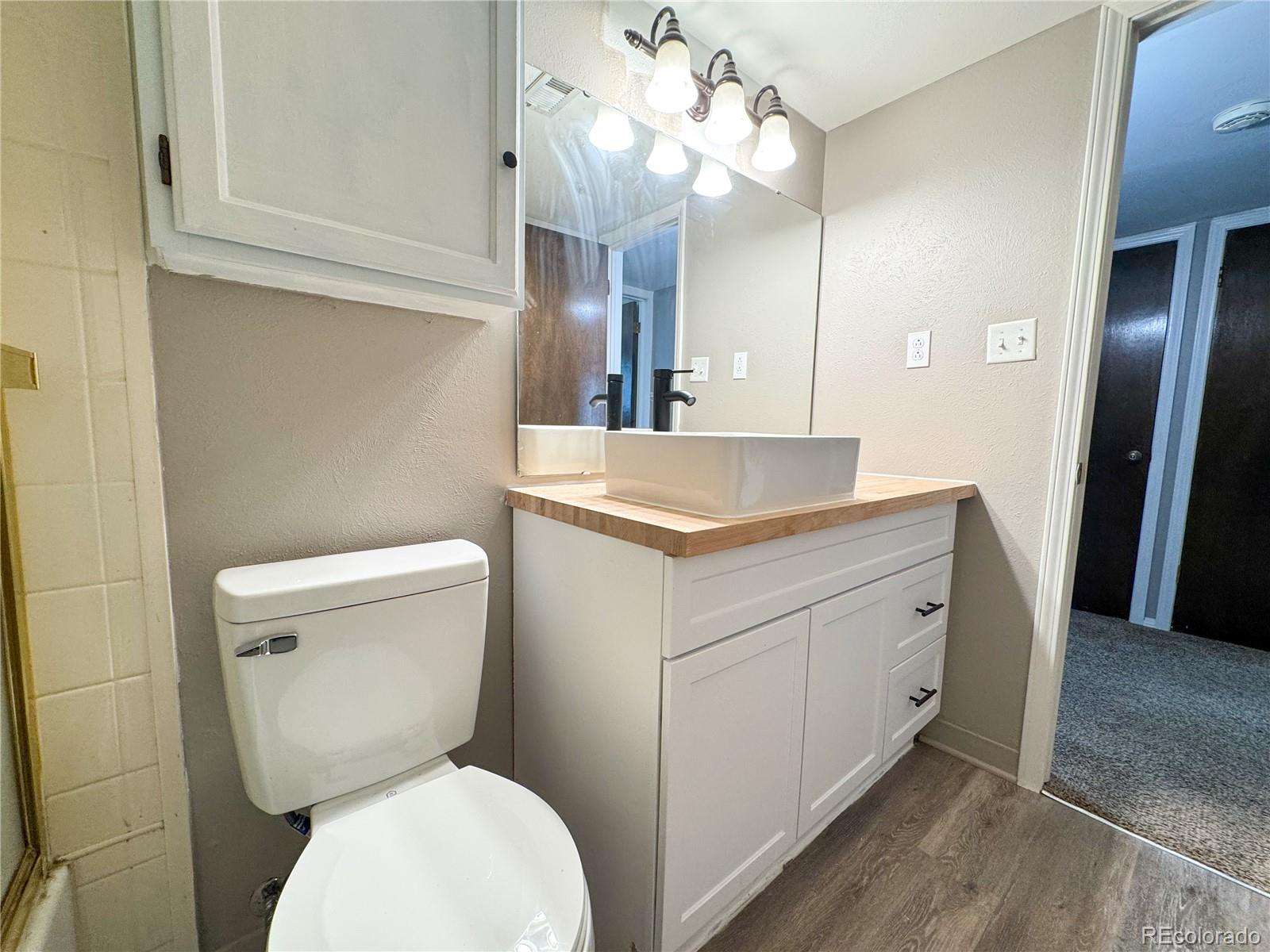 MLS Image #15 for 8870 w jewell avenue,lakewood, Colorado