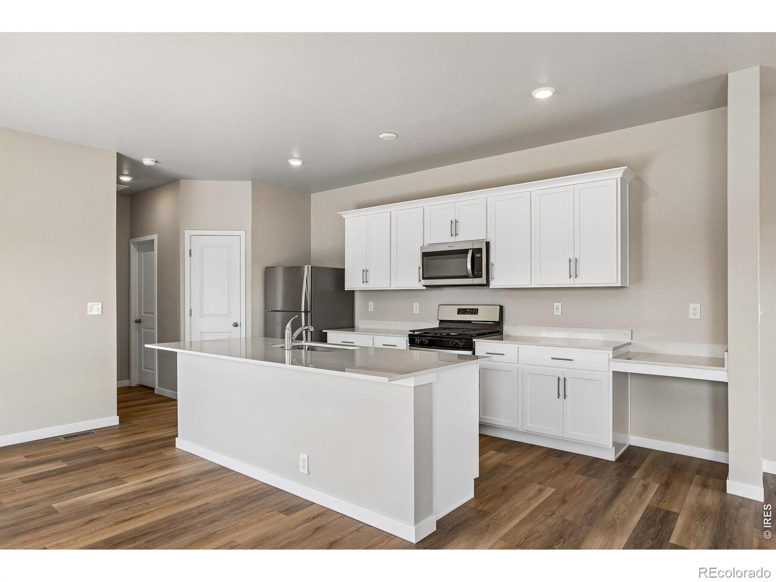 MLS Image #5 for 965  cascade falls street,severance, Colorado