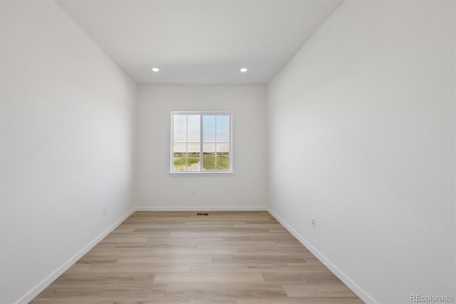 MLS Image #5 for 5509  green thumb avenue,firestone, Colorado