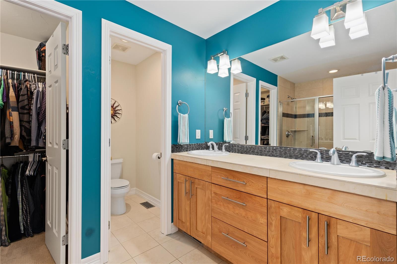 MLS Image #16 for 1651 n franklin street,denver, Colorado