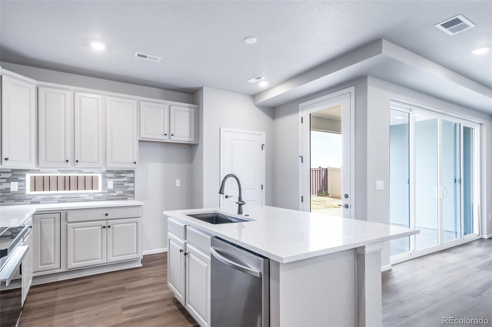 MLS Image #7 for 5174 n quatar street,aurora, Colorado