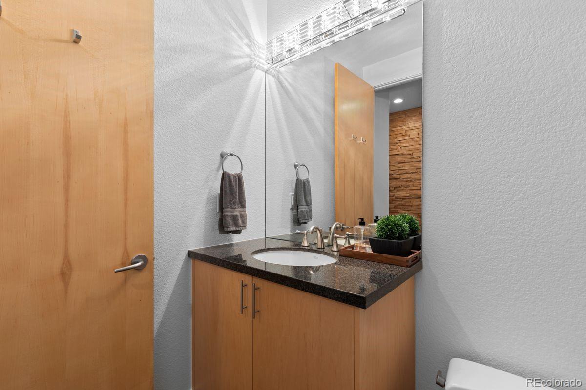 MLS Image #19 for 55 s dexter street,denver, Colorado