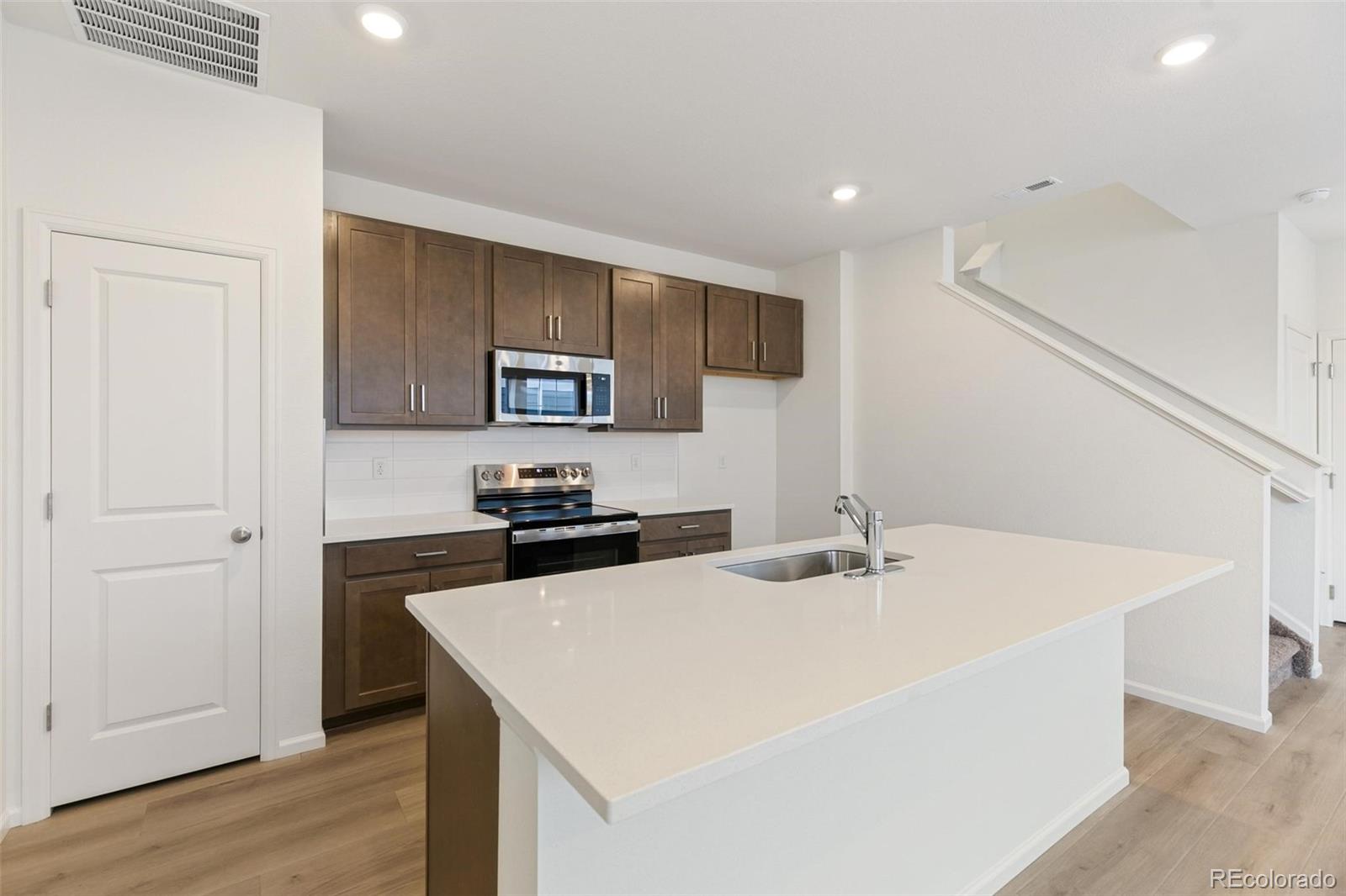 MLS Image #10 for 1733  bloom street,brighton, Colorado