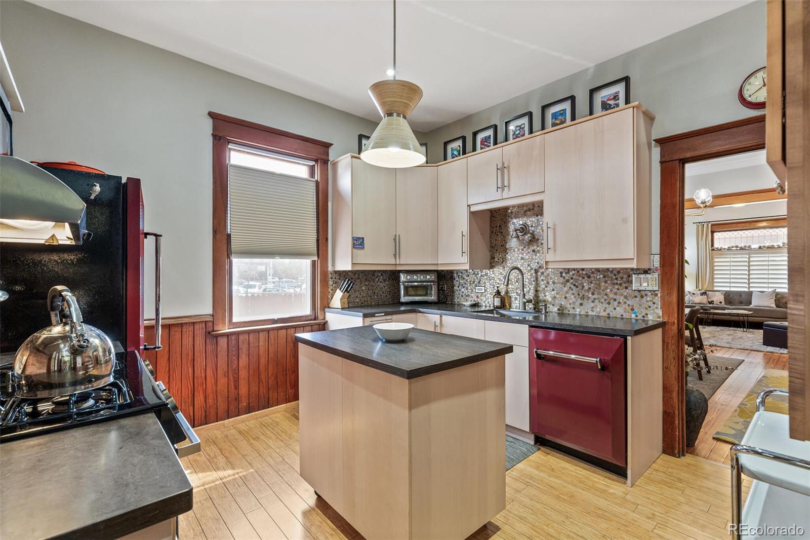 MLS Image #11 for 33 w byers place,denver, Colorado