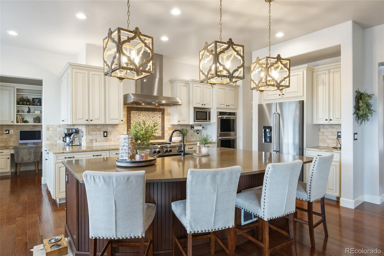 MLS Image #11 for 10601  montecito drive,lone tree, Colorado