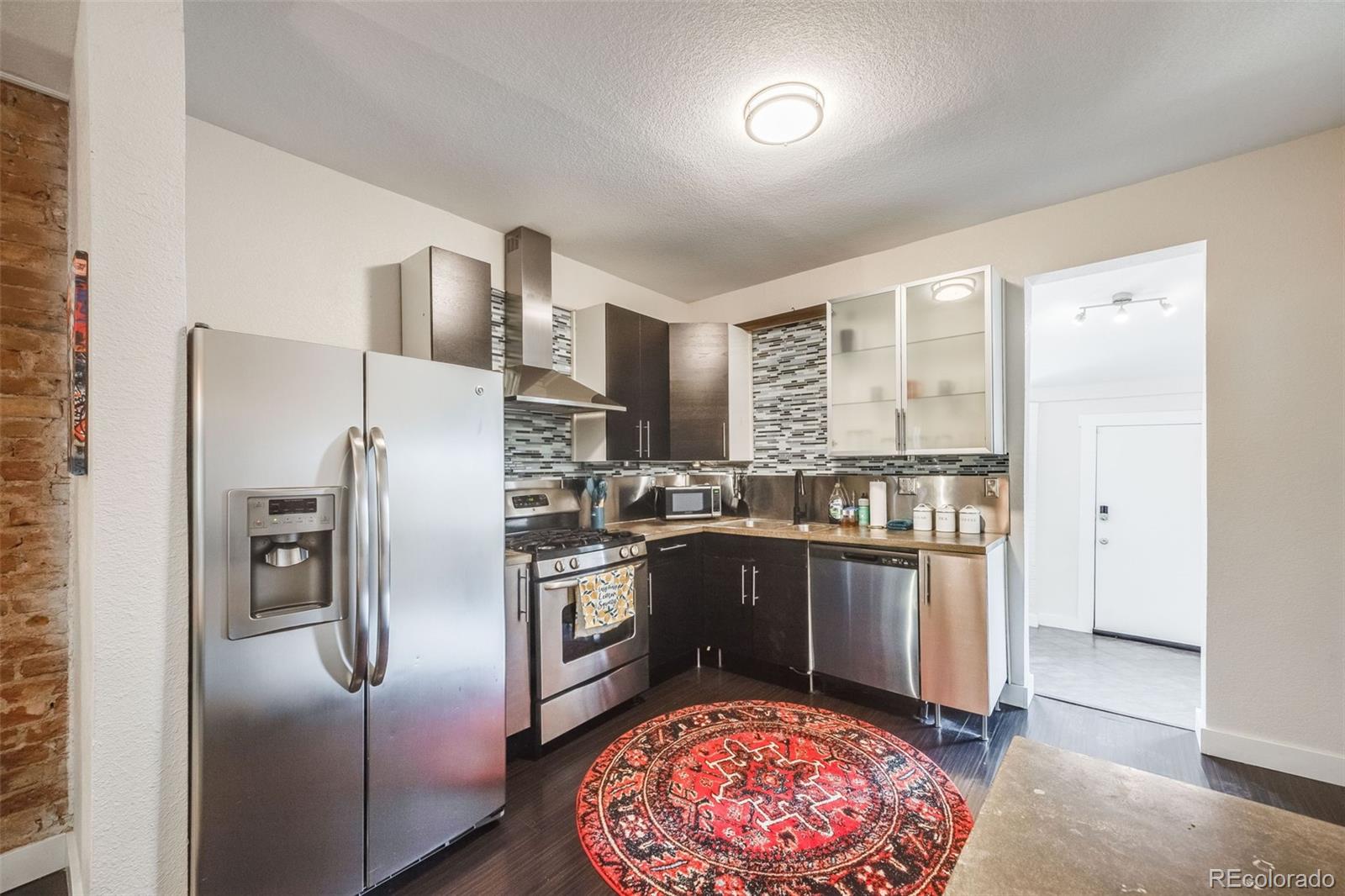 MLS Image #11 for 3582 n high street,denver, Colorado