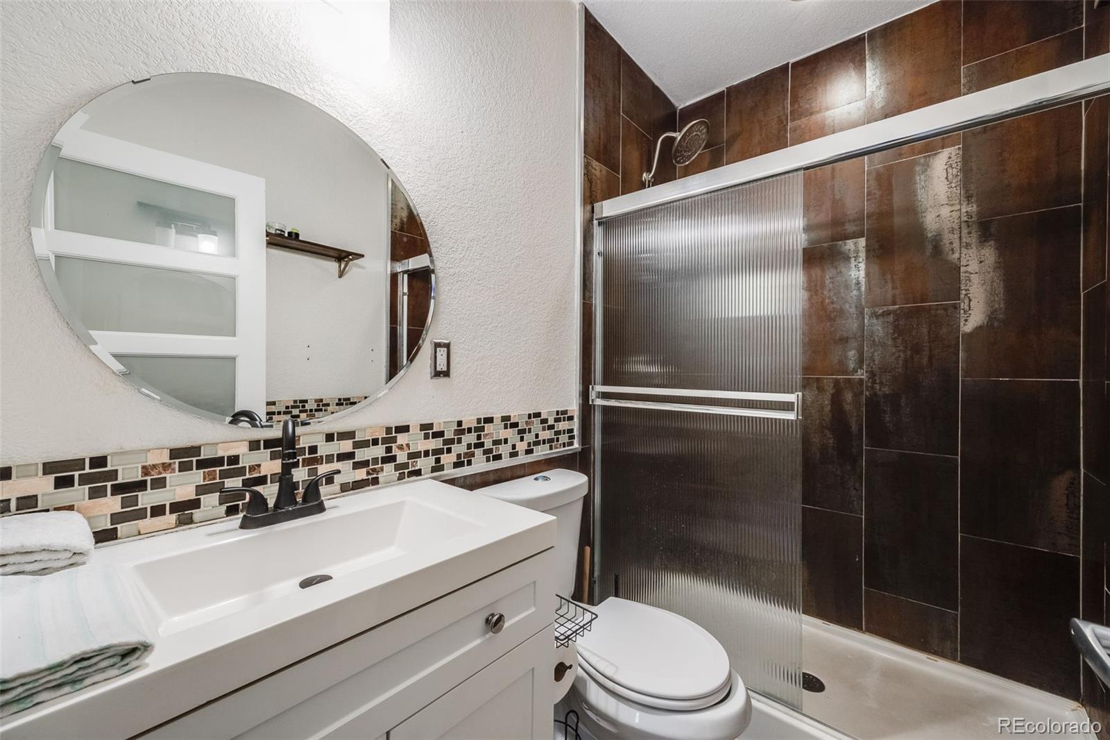 MLS Image #15 for 3582 n high street,denver, Colorado