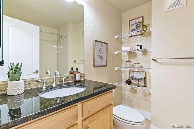 MLS Image #19 for 160  poplar street,denver, Colorado